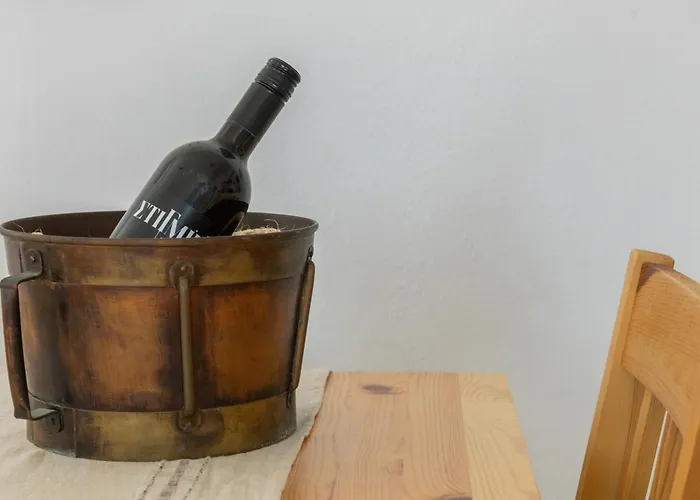 Studio Home Naousa (Paros)